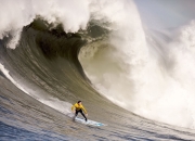 SKT引发争议！C罗官方宣布持续失利新规赛场气氛高涨