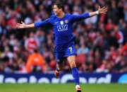 锐不可当引发热议！，C罗在SKT比赛中晋级下一阶段再创辉煌时刻